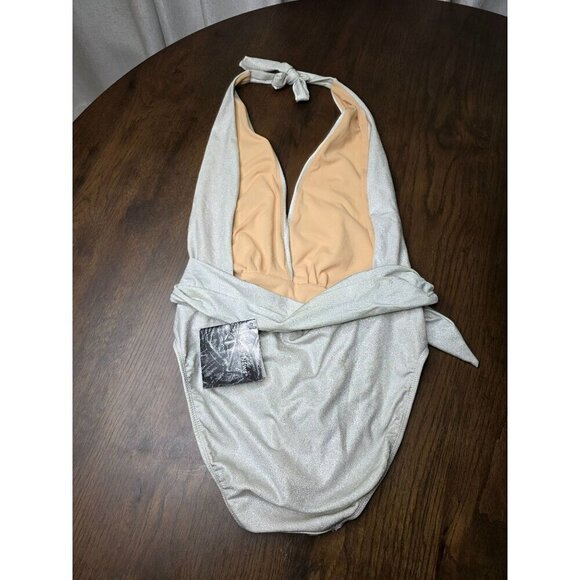Silver One piece Newport News Swim Women size 10 Style: C2953 - Picture 11 of 14